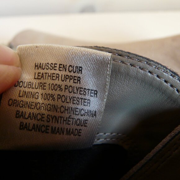 New with Tags Blondo Taupe Waterproof Suede Ankle Booties Size 7 - Picture 13 of 14